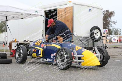 media/Jan-15-2023-CalClub SCCA (Sun) [[40bbac7715]]/Around the Pits/